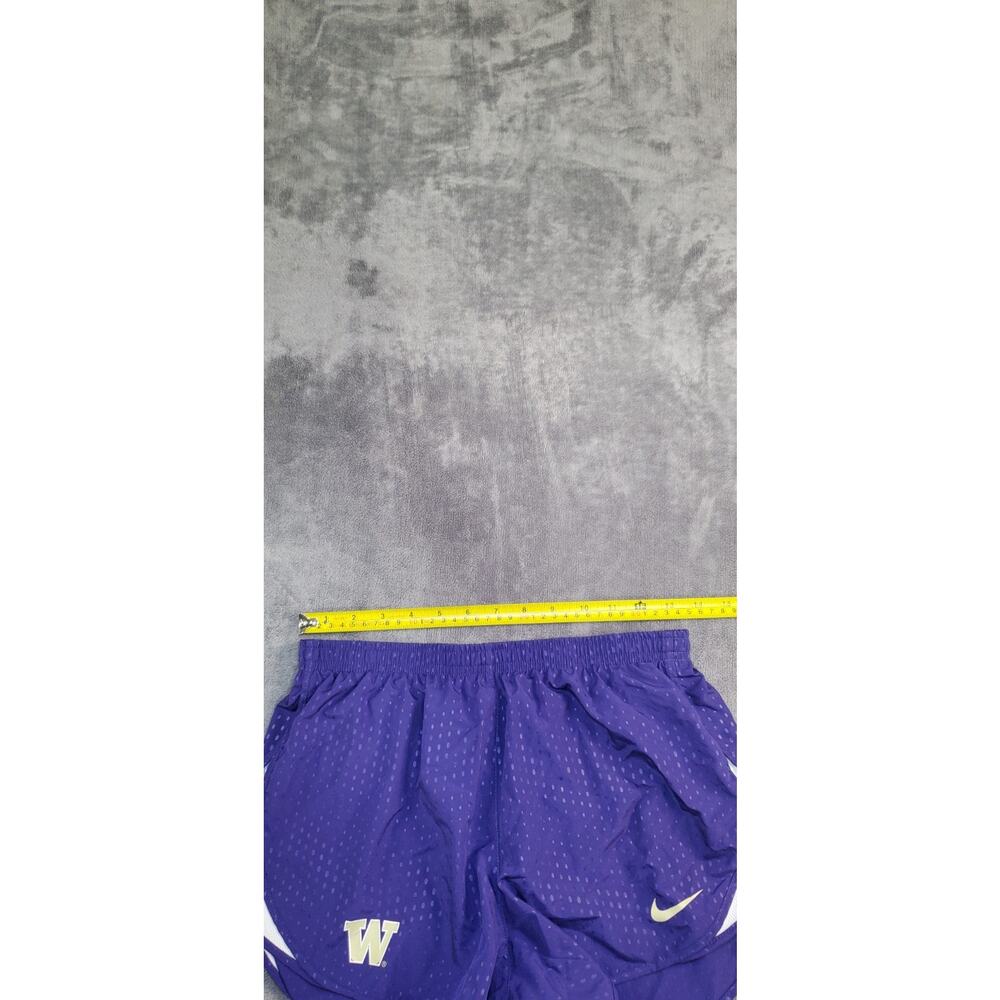 Nike WASHINGTON HUSKIES Sz S Purple COLLEGE RUNNING SHORTS Athletic Women's C21 - Picture 3 of 9
